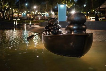 Revolusi 'Holographic Street Art': Ketika Instalasi Seni Jalanan 3D Interaktif Menguasai Ruang Publik Perkotaan di Agustus 2026